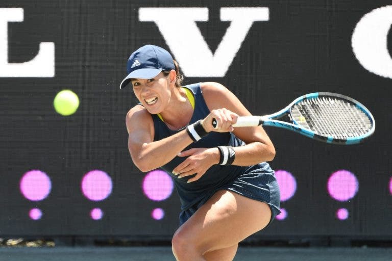Muguruza desiste quando estava a arrasar e Kvitova também diz adeus