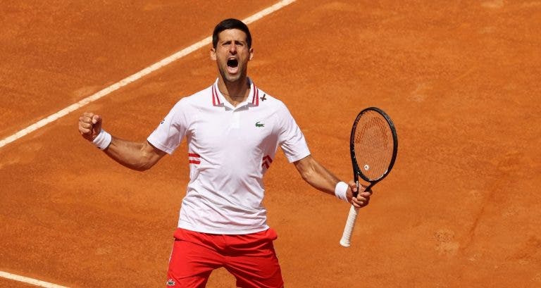 Djokovic sai do buraco várias vezes e vira para bater Tsitsipas em batalha de 3h16 em Roma