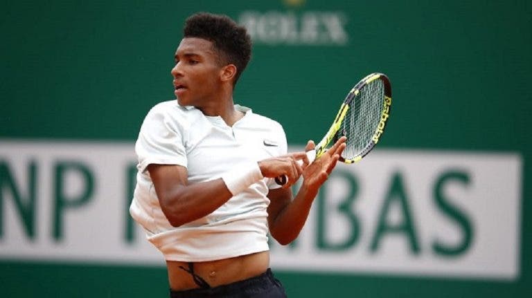 Auger-Aliassime: «Recebi muitas mensagens depois do jogo com Federer e isso é perigoso»