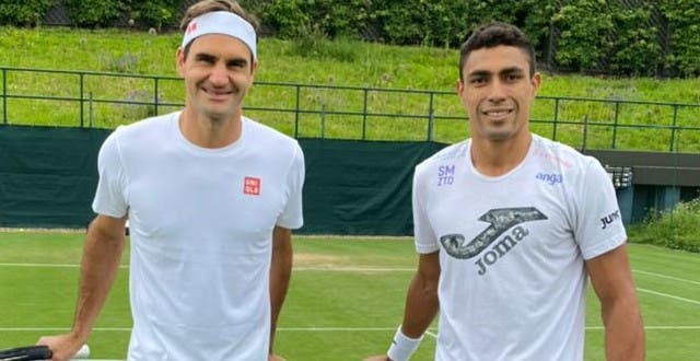 [VÍDEO] Federer preparou estreia em Wimbledon com… brasileiro