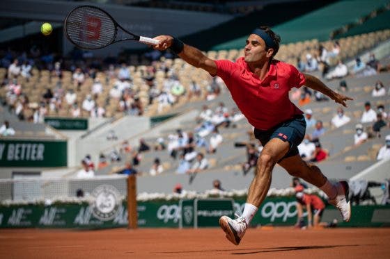 Histórico treinador deixa conselho: «Metam os miúdos todos a ver Federer jogar»