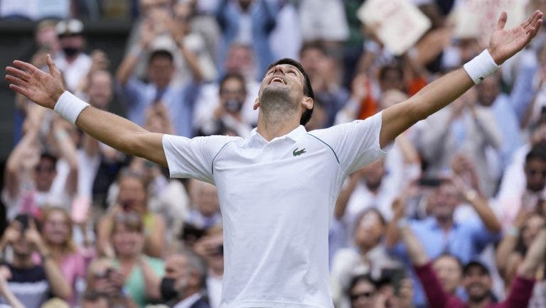 Djokovic torna-se no segundo homem a ‘limpar’ os primeiros três Grand Slams da época