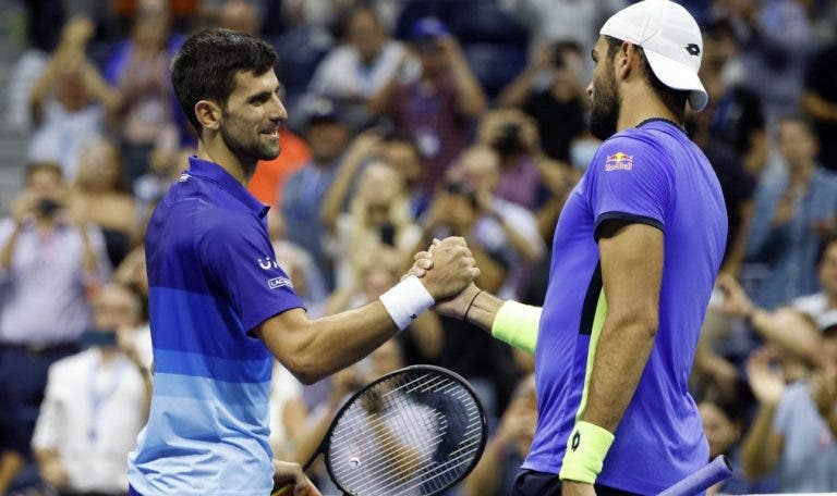Berrettini sem palavras: «Não importa o quão bem eu jogo, o Djokovic é sempre melhor»