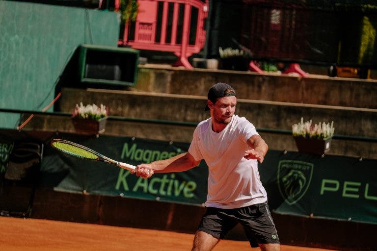 Tiago Cação aplica reviravolta autoritária rumo à segunda ronda do Braga Open