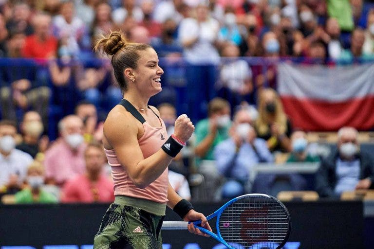 Sakkari coleciona mais uma vítima no top 10 e marca final de Ostrava com super Kontaveit