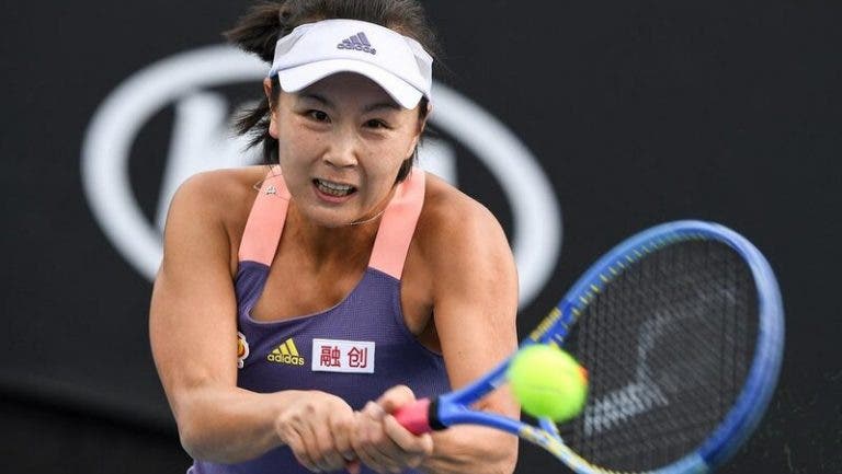 Chineses indignados com a postura do WTA no caso Peng