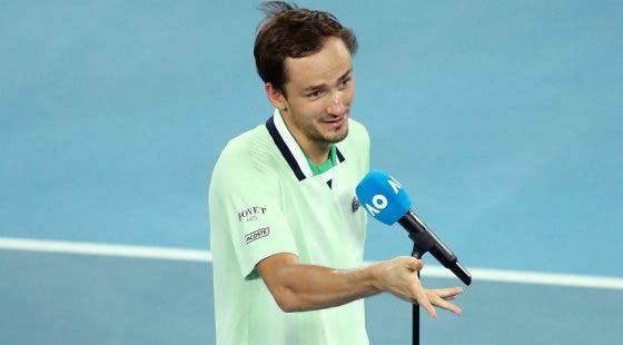 Henin: «Medvedev passou todas as marcas, não pode fazer aquilo»
