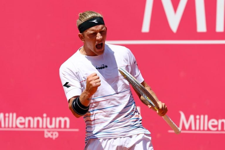 Davidovich Fokina disparou um serviço acima de… 250 km/h (!) esta temporada