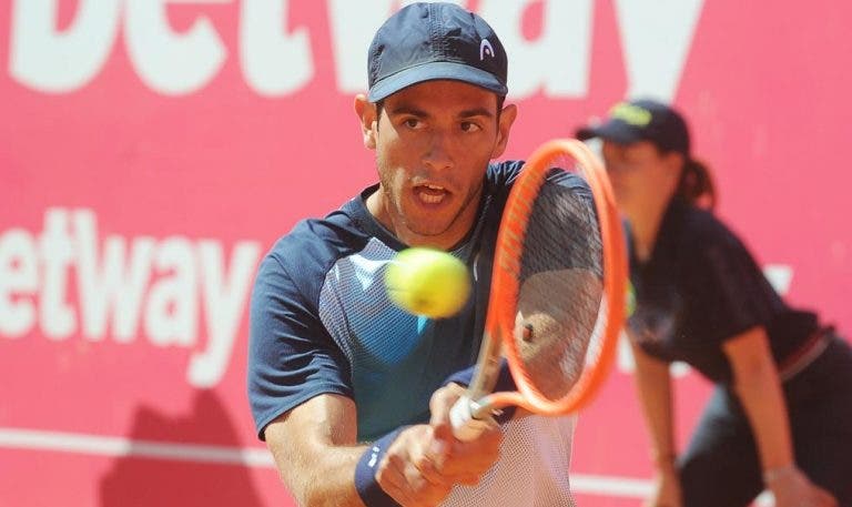 Nuno Borges surpreendido na primeira ronda do Porto Open