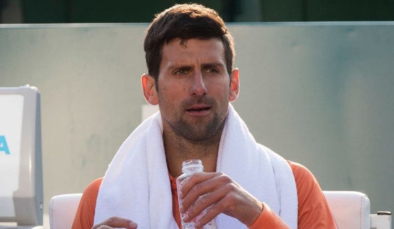 US Open: Djokovic mantém-se na lista a horas do sorteio apesar de não poder entrar no país