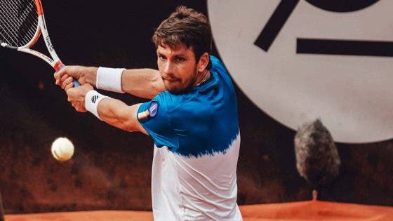 Yes, he Cam! Norrie resiste a mais uma batalha e é campeão em Lyon