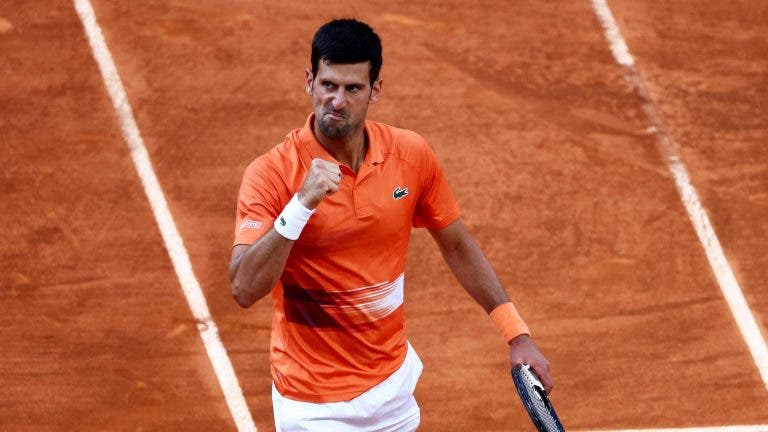 Djokovic bate Tsitsipas e volta aos títulos com sexto troféu em Roma