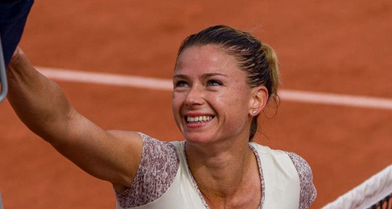 Giorgi bate Sabalenka, Badosa desiste e só sobra um top 10 WTA em Roland Garros