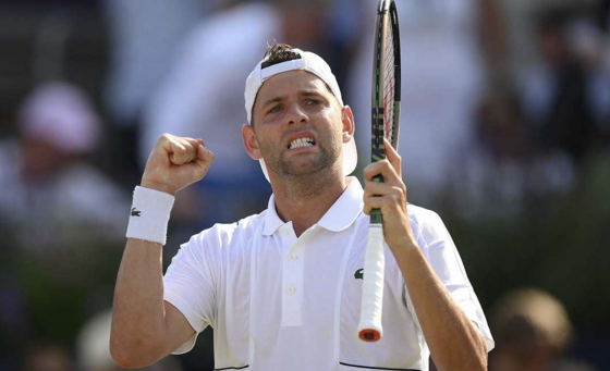 À quinta é de vez? Krajinovic surpreende Cilic no Queen’s Club rumo à final