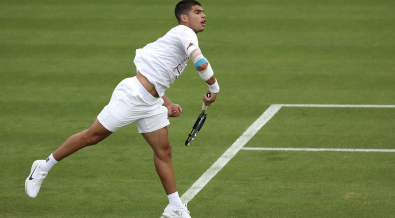 Alcaraz perde com Ruud e segue para Wimbledon sem vitórias em relva