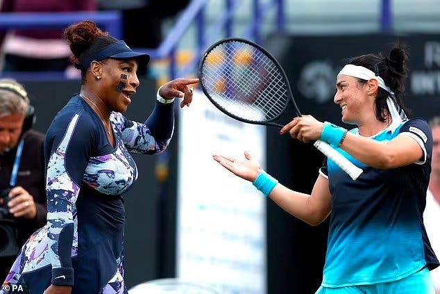 Serena Williams continua a impressionar e segue com Jabeur para as ‘meias’ em Eastbourne