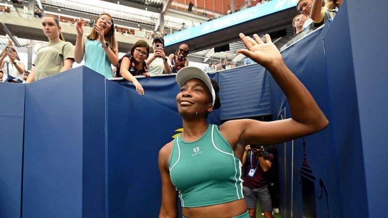 Venus aumenta recorde com 91 Grand Slams mas diz adeus ao US Open na primeira ronda