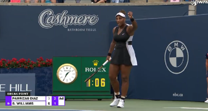 [VÍDEO] Serena Williams vence ponto incrível em Toronto