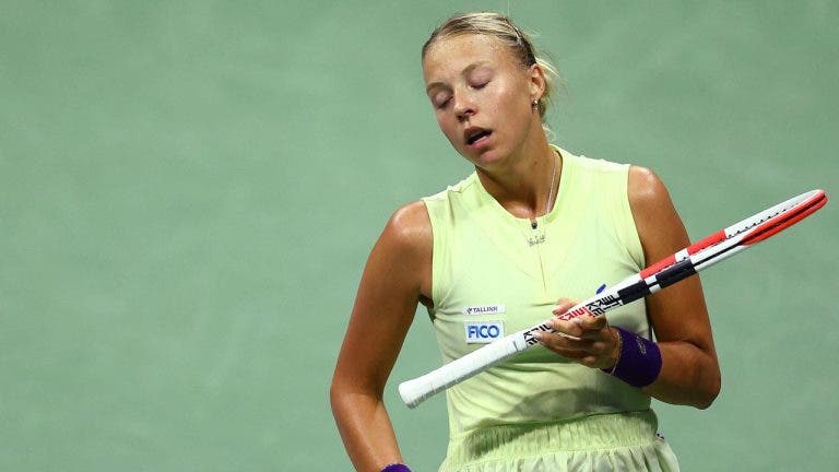 Anett Kontaveit lesiona-se e poderá sair do top 50 WTA