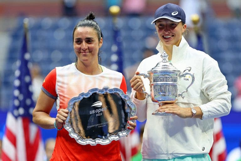 Jabeur sem medo de Swiatek nas WTA Finals: «Ela não é invencível, já perdeu»