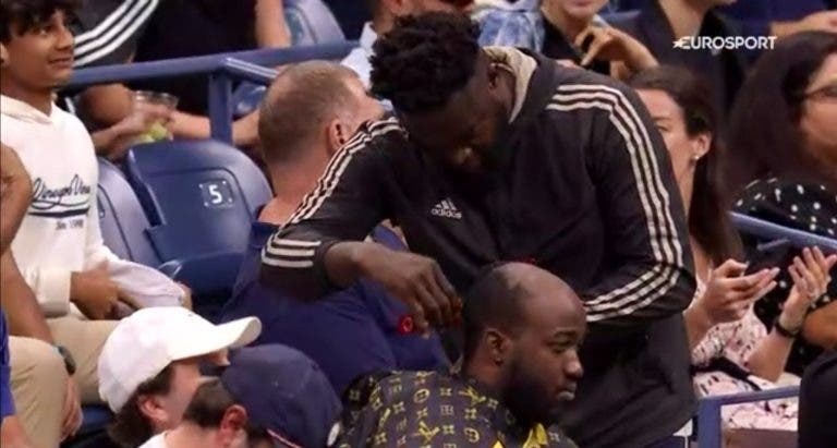 [VÍDEO] Adepto rapa cabelo nas bancadas do US Open… e já o tinha feito na NBA