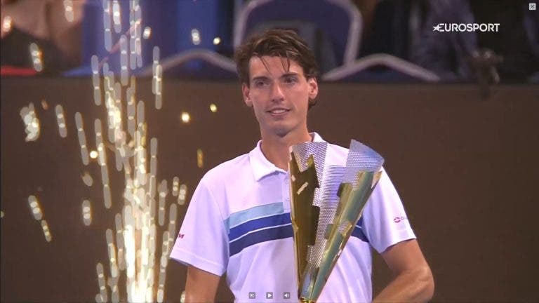 Huesler, o novo número um suíço pós-Federer, conquista primeiro título em Sófia