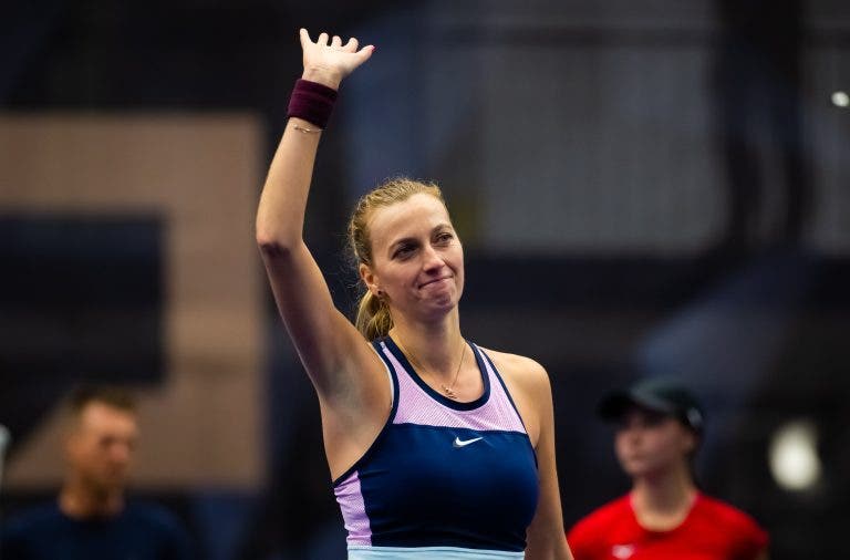 Kvitova bate Rybakina e segue invicta em 2023; Collins elimina Pliskova
