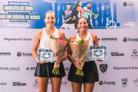 Francisca Jorge e Matilde Jorge defrontam-se de novo na final do Nacional e já são campeãs de pares