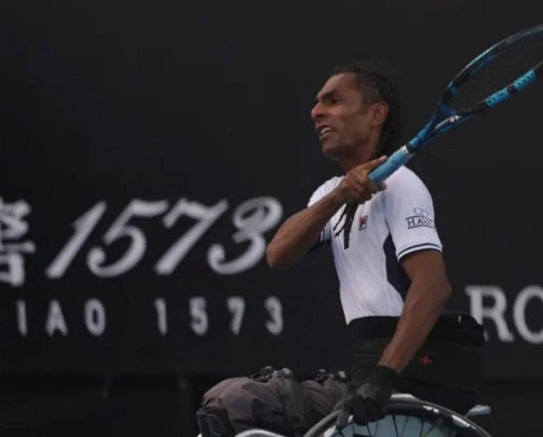 Ymanitu Silva celebra final de duplas em cadeira de rodas no Australian Open