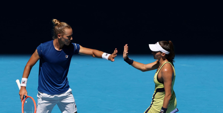 Luisa Stefani e Rafael Matos recebem convite para defender título de duplas mistas no Australian Open