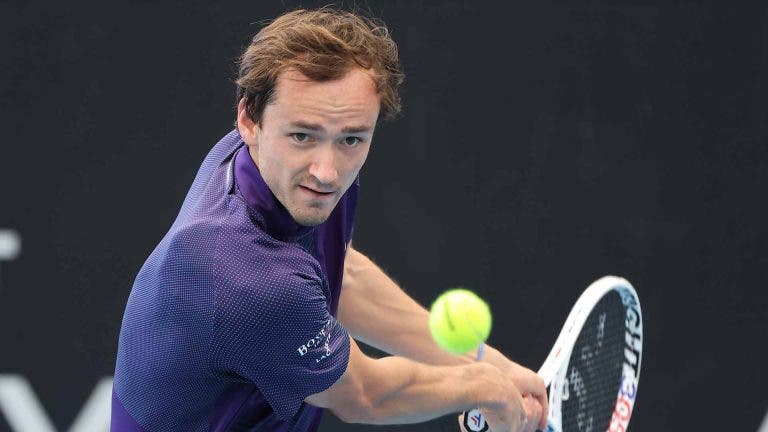 Medvedev despacha Khachanov em Adelaide, Korda impressiona contra Sinner