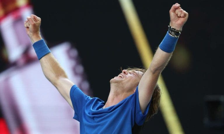 Rublev radiante com a ‘sorte’: «Posso ir ao casino, vou ganhar de certeza»