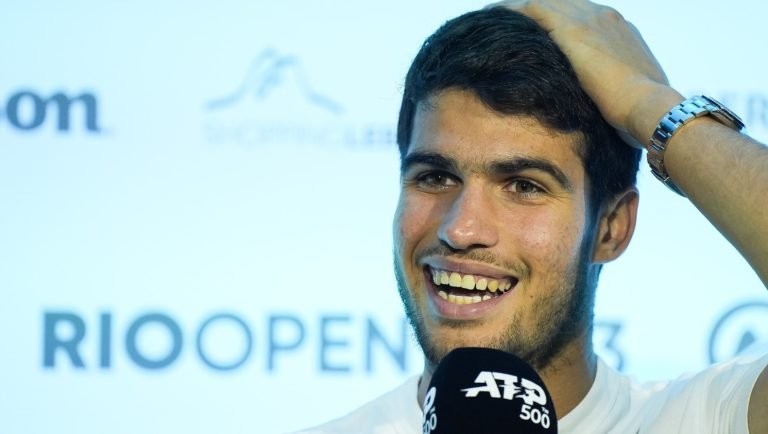 Alcaraz após ir às semis do Rio Open: “Contente com o nível que mostrei”