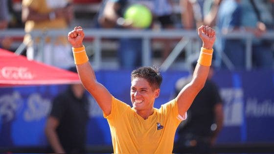 Sebita está de volta! Baez sai do deserto em Córdoba para vencer segundo título da carreira