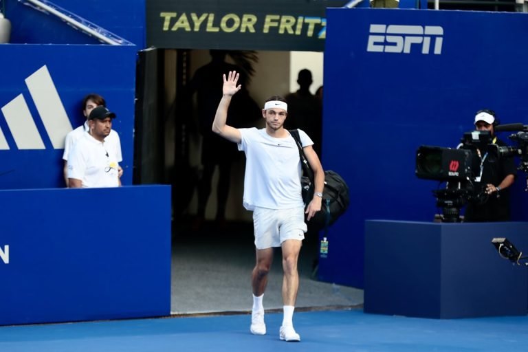 Fritz e Shapovalov vencem e marcam duelo quente em Acapulco