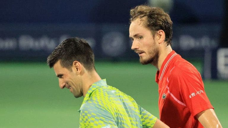 Djokovic resignado com derrota: «Medvedev mereceu ganhar, foi o melhor jogador»