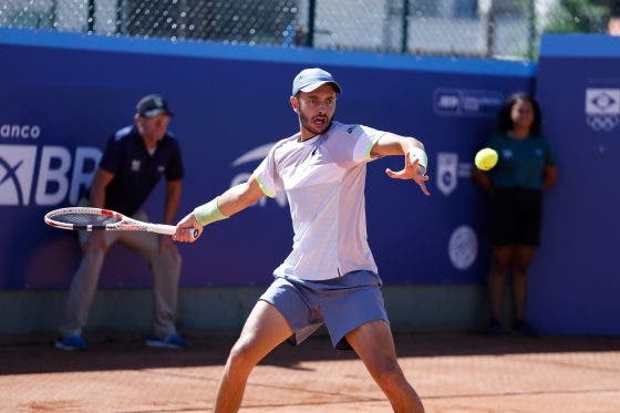 Pucinelli faz jogo duro, mas é eliminado pelo cabeça de chave 2 no Challenger de Florianópolis