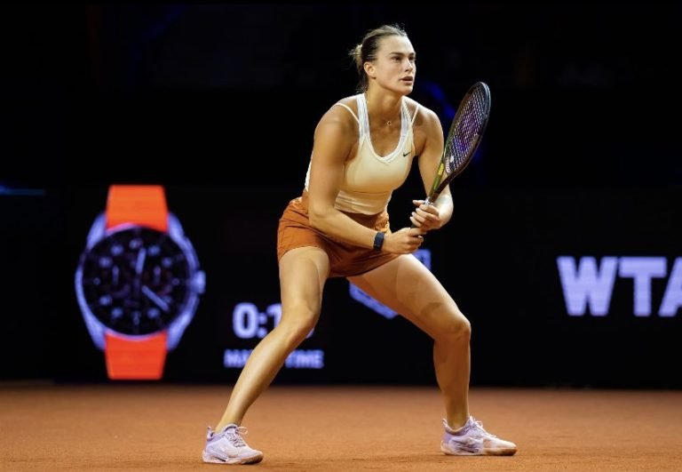 Sabalenka despacha Potapova em Stuttgart rumo à quarta final da temporada