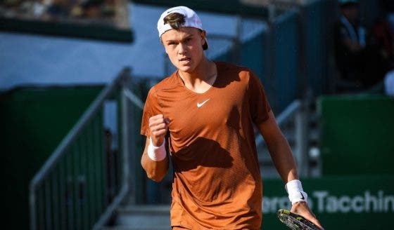 Rune volta às vitórias e arranca defesa do título em Munique