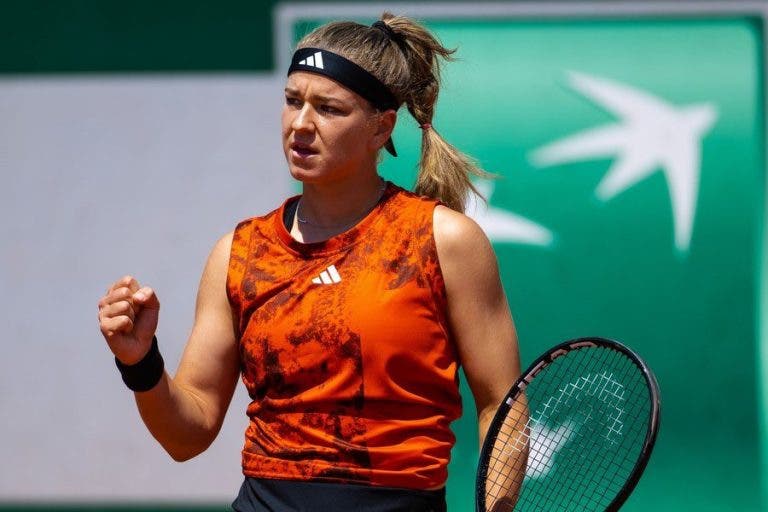 Muchova continua a voar baixinho e estreia-se nos quartos-de-final de Roland Garros
