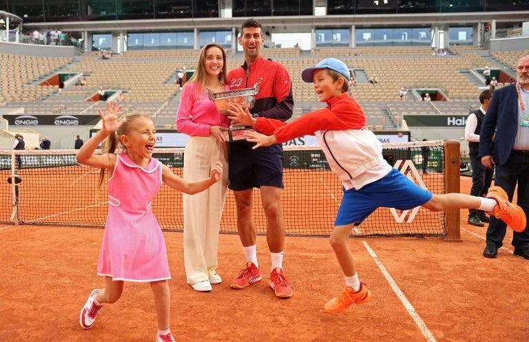 Como fica o ranking histórico de títulos depois de Djokovic levantar o troféu em Roland Garros