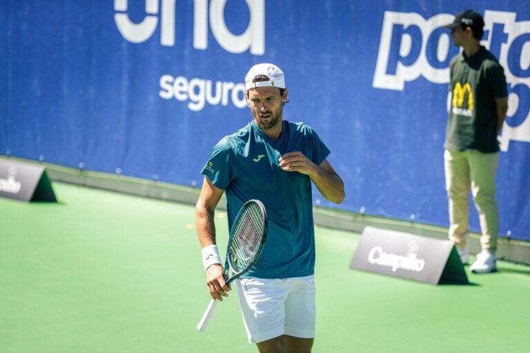 João Sousa segue imparável no Porto Open, dá pneu e retorna a uma final 15 meses depois