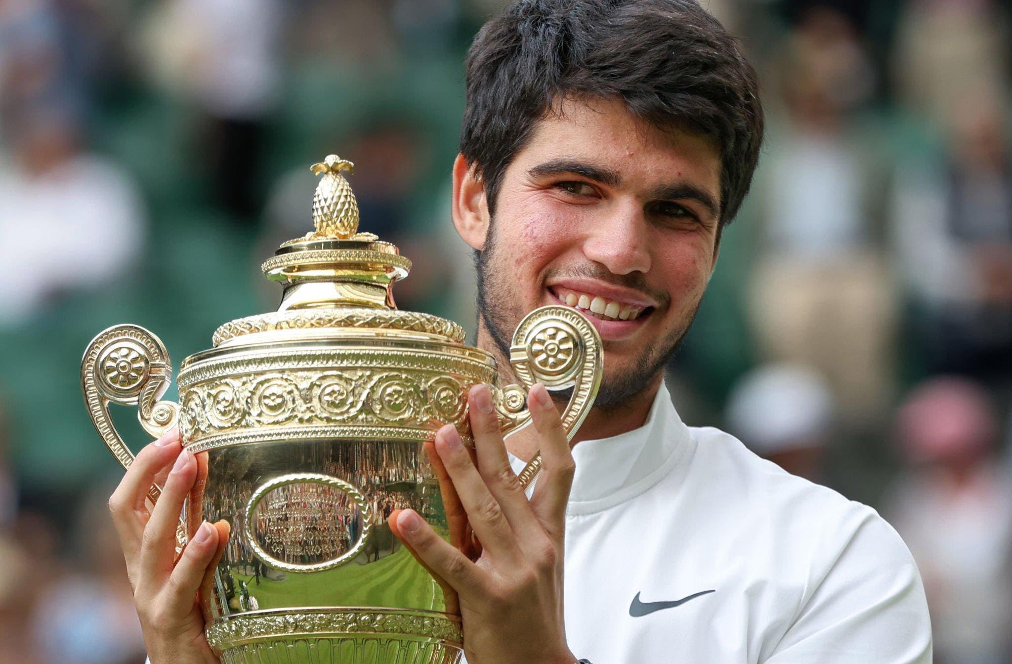 Jovem espanhol destrona Djokovic e faz história em Wimbledon