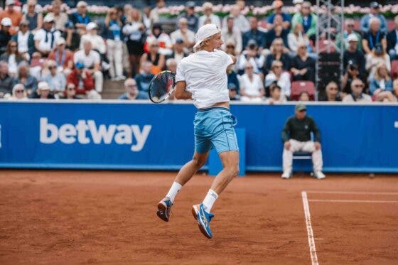 Leo Borg faz história a nível pessoal e vence primeiro encontro ATP da carreira