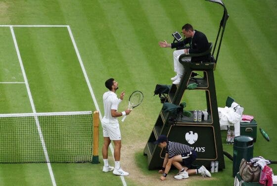 Djokovic reage ao warning insólito: «Há rivais que gritam muito mais e nunca lhes aconteceu nada»