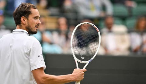 medvedev-wimbledon-sf