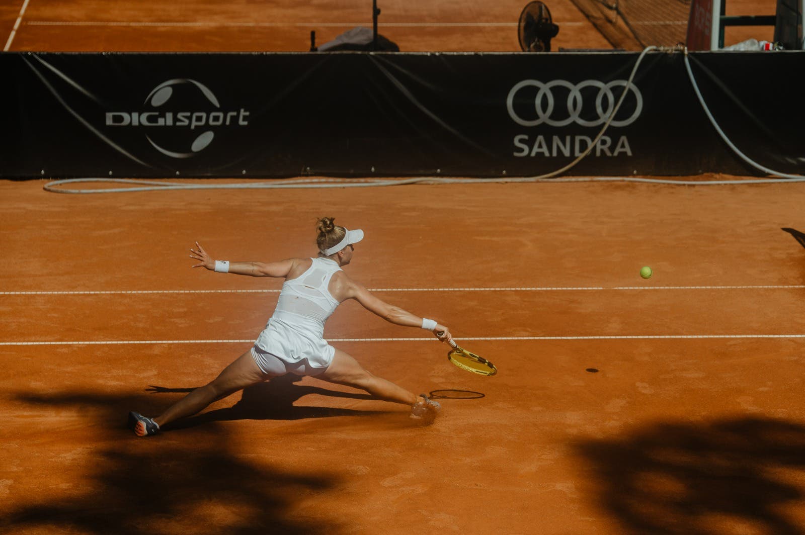 Laura Pigossi perde duelo equilibrado nas quartas em Iasi