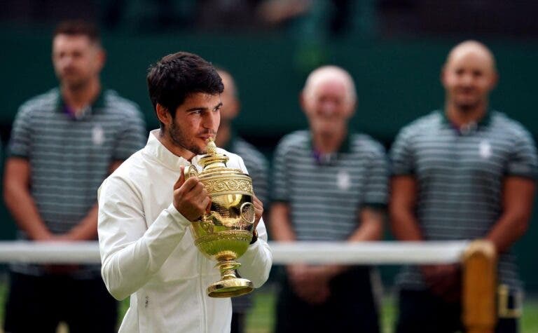 Alcaraz: «Venci Wimbledon e o Djokovic… é o melhor momento da minha vida»