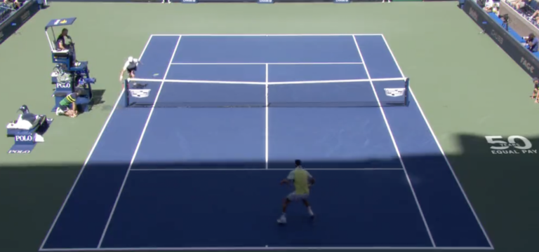 [VÍDEO] Murray ganha ponto brutal com pancada que parecia impossível