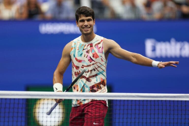 Alcaraz define calendário para o arranque de 2024 de olhos postos no Australian Open